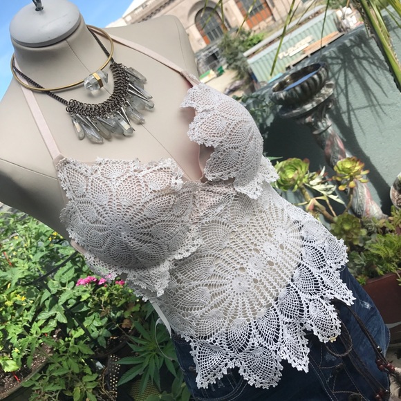 Handmade crochet lace festival top - Picture 2 of 8